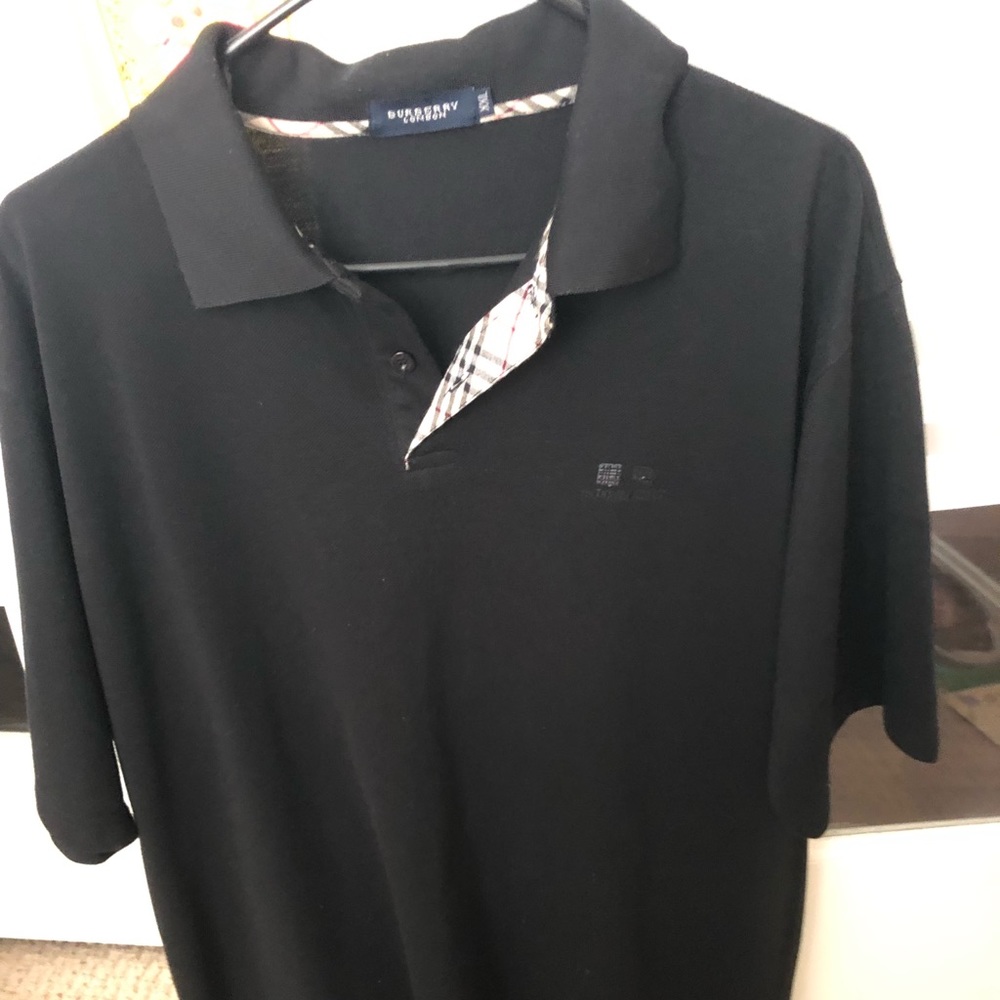 Men Burberry polo style shirt